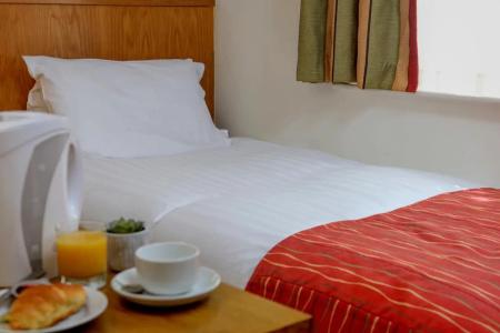 Queensway, Sure Collection by Best Western - 25