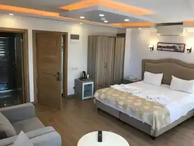 Harbour Suites Old City - 68