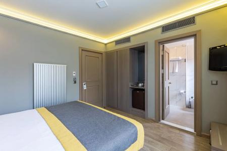 Seraglio & Suites - 36
