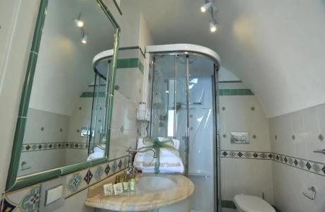 World Center - 27
