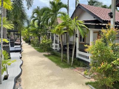 See Through Resort Haad Yao - 9