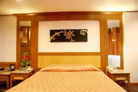 Royal Twins Palace - 13