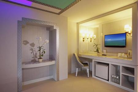 The Verandah - Sha Extra Plus - 47