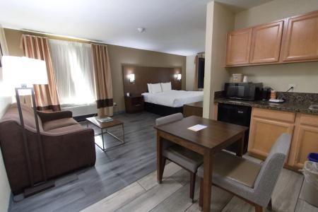 Comfort Suites At Sabino Canyon - 81