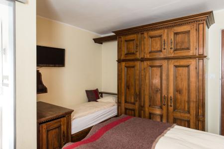 Le Petit Charme-Inn - 4