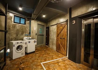 Episode 11 Hostel - 18