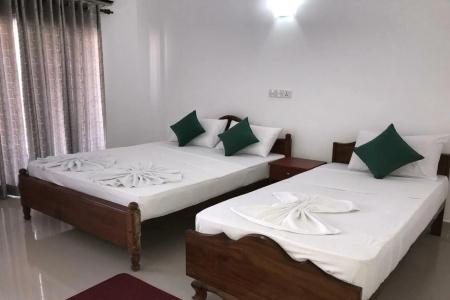Oasis Beach Resort - 5