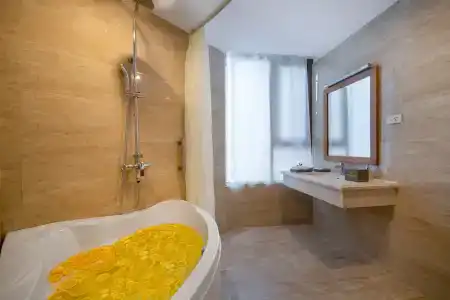 Diamond Sea - 8