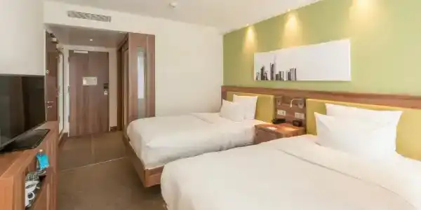 Hampton by Hilton Nürnberg City Center - 41