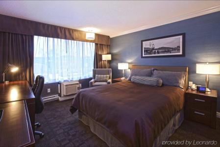 Sandman & Suites - 4