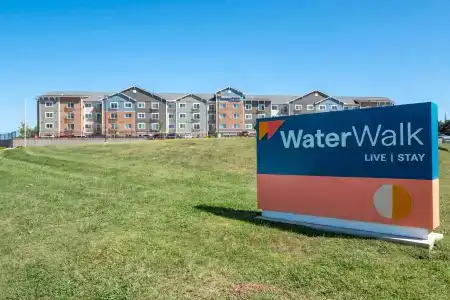 Waterwalk Charlotte Arrowood - 10