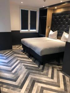 Munich Deluxe - 4