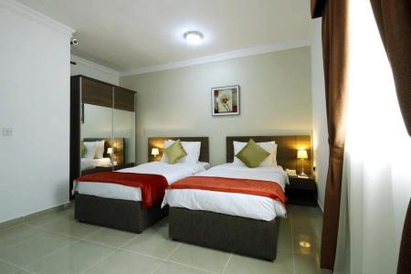 La Villa Inn Apartments - 3