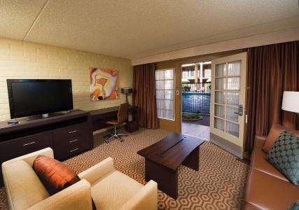 DoubleTree Suites by Hilton Tucson-Williams Center - 114
