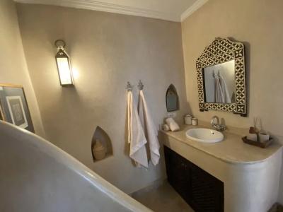 Riad Timila - 43