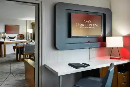 Crowne Plaza Jfk Airport New York City, An Ihg - 3