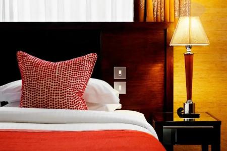 The Mandeville - 44