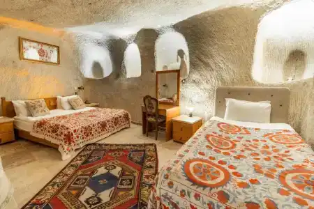 Amber Cave Suites - 41