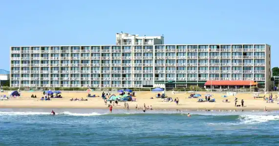 Holiday Inn Express & Suites Virginia Beach Oceanfront, An Ihg - 11
