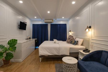 White Ivory Bed And Breakfast - 2