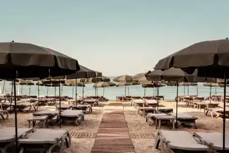 \Cook's Club (Ex Sunpark Marine) - 28