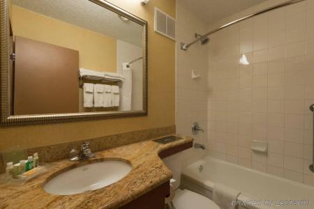 Holiday Inn, An Ihg - 7