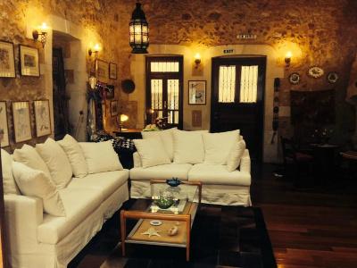 Petradi Beach Lounge - 1