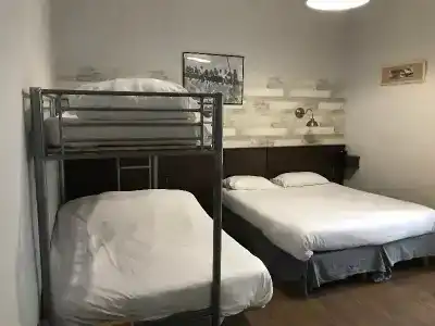 Hôtel des Ambassadeurs - 19