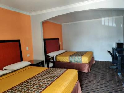 Lyfe Inn & Suites By Aga - Lax Airport - 3
