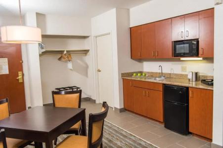 Holiday Inn Express & Suites-Summit Township, an IHG - 58