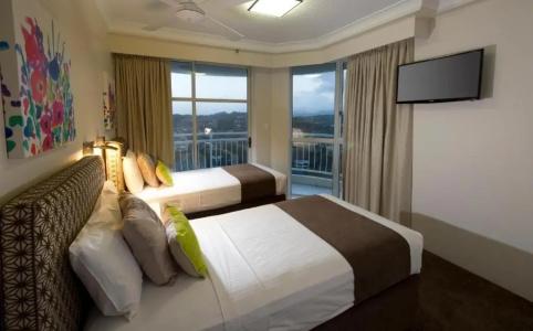 2nd Avenue Beachside - 205