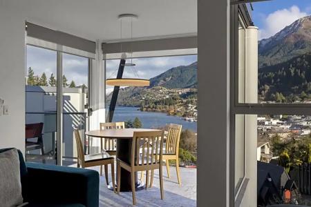 Scenic Suites - 120