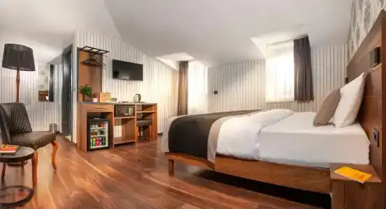 Bossuite Business - 24