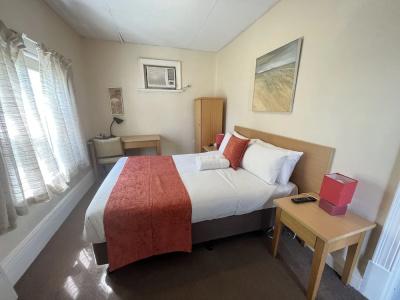 Princes Lodge - 13