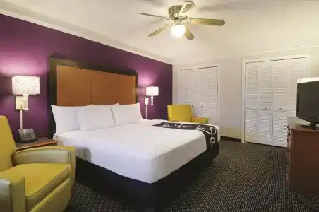 Baymont by Wyndham Woodruff Rd - 40