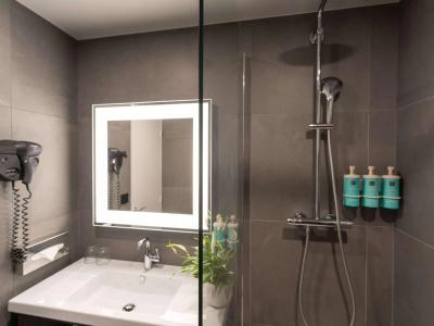 Mercure Angers Lac De Maine - 35