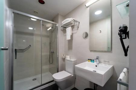 Lux Santiago - 25