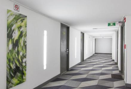 El Ejecutivo by Reforma Avenue - 14