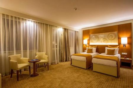 Landmark Creek & Wellness - 30