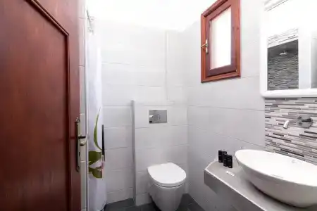 Mandilaria Studios - 139