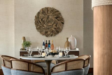Hilton Suites Oceanfront - 38