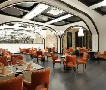 Amara Premier Palace - 16