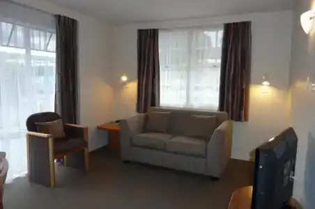 Colonial Inn - 19