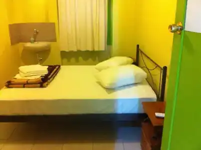 Zeus Hostel - 5