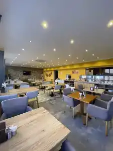 Roy Otel Akçay - 22