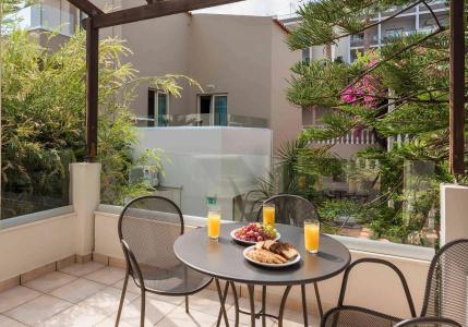 Elotis Suites - 11