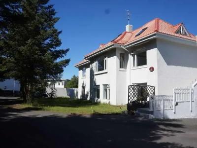 Laugabjarg - 17
