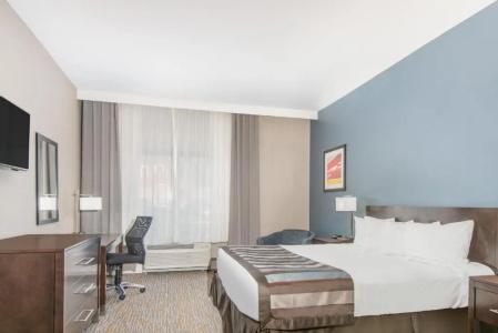 Wingate by Wyndham - 25