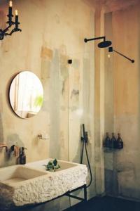 Shila Athens - 49