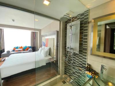 Novotel Bangkok Impact - 40